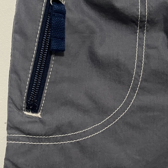 Mini Boden Gray Adventure Shorts. Size 4years - Picture 11 of 11